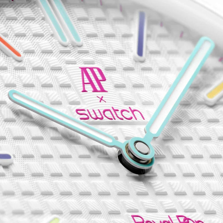 AP X SWATCH ROYAL POP – HUIT BLANC