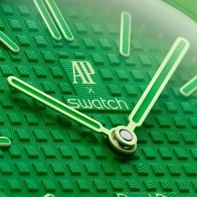 AP X SWATCH ROYAL POP – GREEN EIGHT
